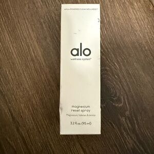ALO Yoga Magnesium Reset Spray